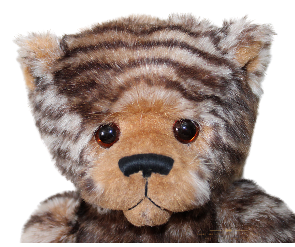 Charlie Bears Otto Bear KM026