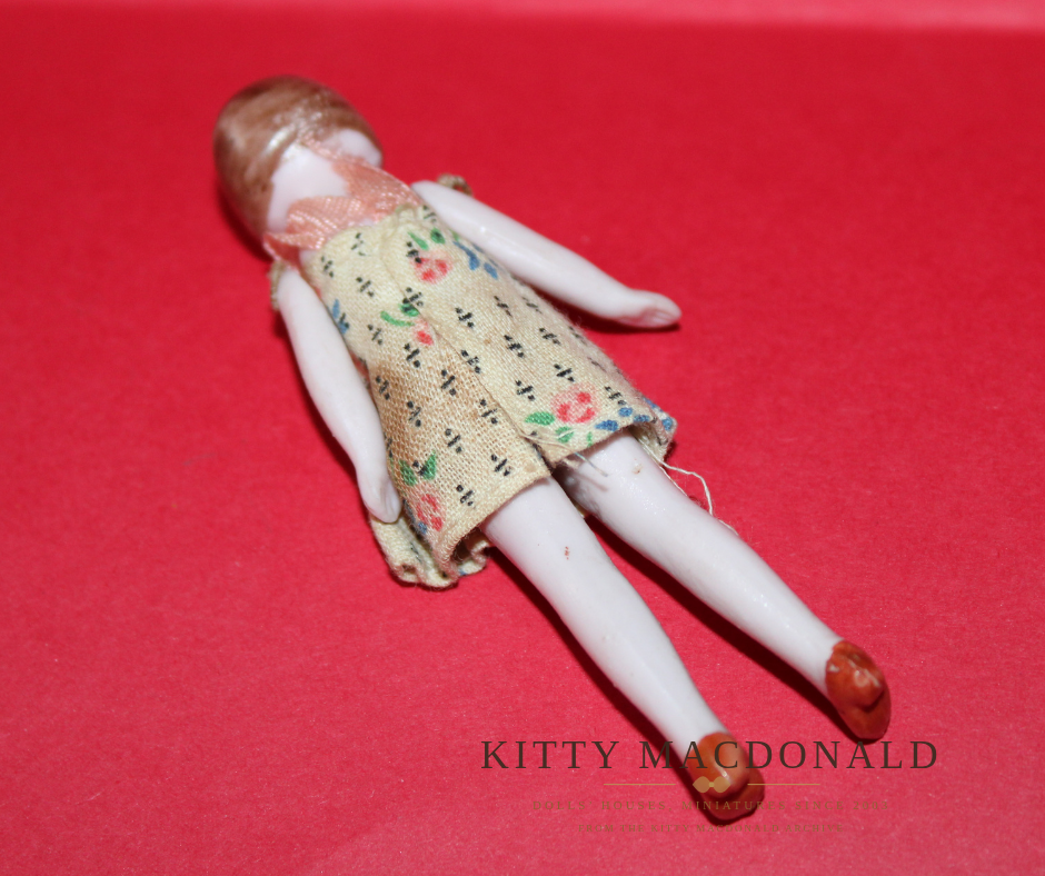 Antique 1920s German Bisque Dolls House Doll – Likely Hertwig KM383
