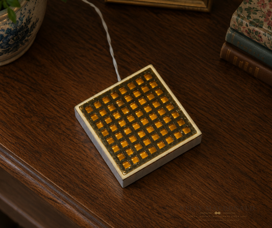 Vintage Dolls House Light KM539