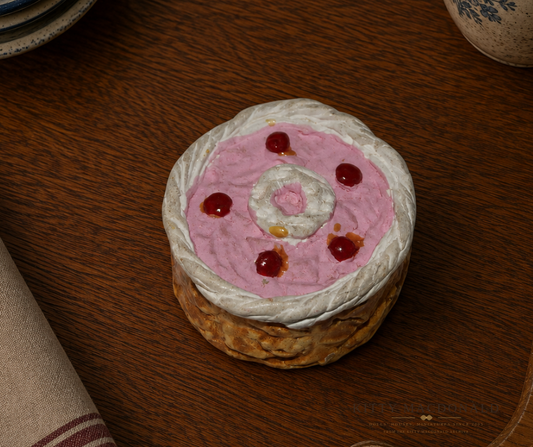 Vintage Dolls House Wren Toys Plaster Food – Pink Cherry Decorated Cake