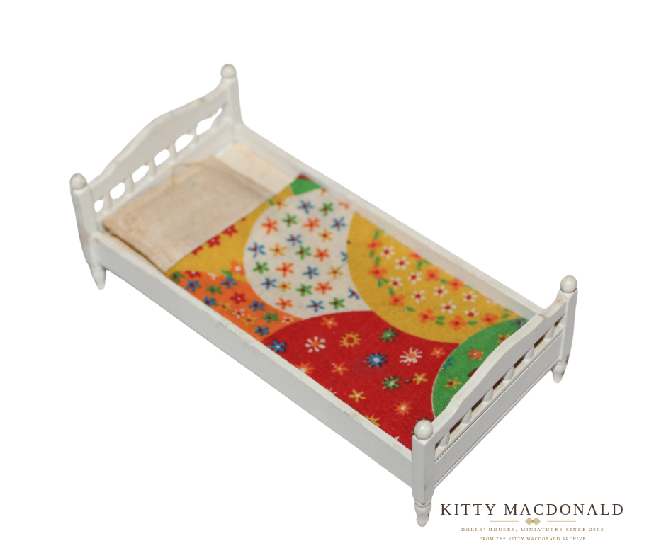 Vintage Dolls House Lundby Bed KM220
