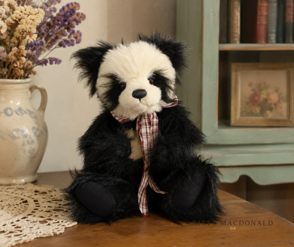 Charlie Bears Ellie May Panda Bear KM032