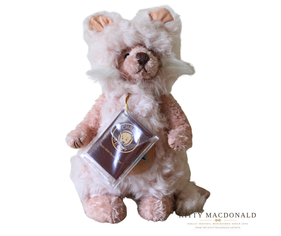 Charlie Bears Cat Nap Bear KM015