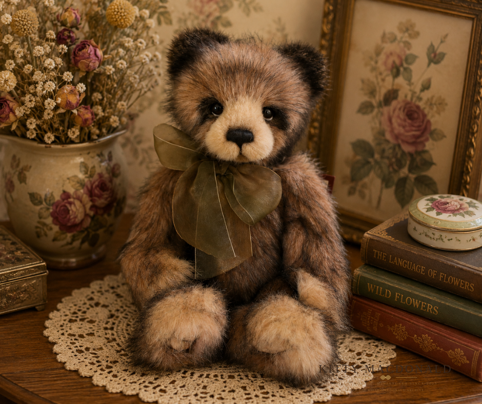 Charlie Bears Travis Bear KM004