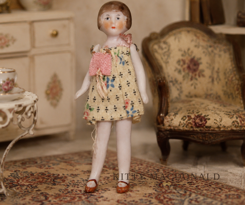 Antique 1920s German Bisque Dolls House Doll – Likely Hertwig KM383