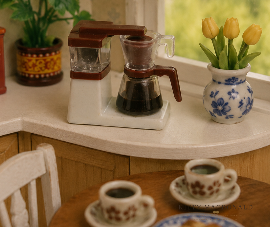 Vintage Dolls House Lundby Coffee Maker KM101