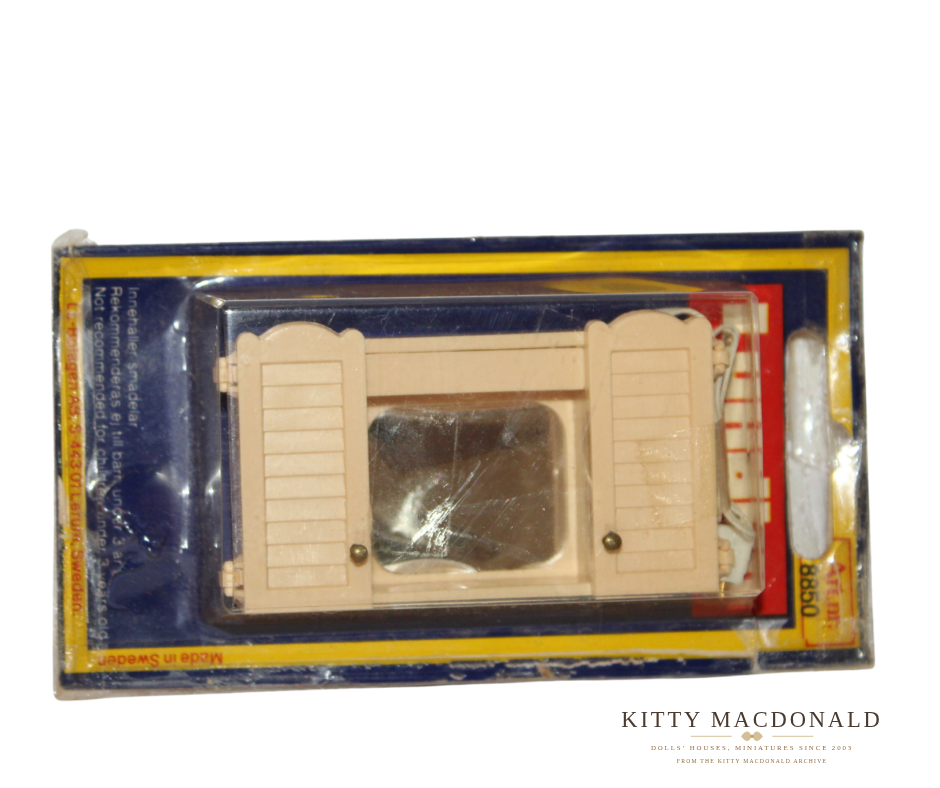 Vintage Dolls House Lundby Light Up Bathroom Cabinet Mint In Pack KM536