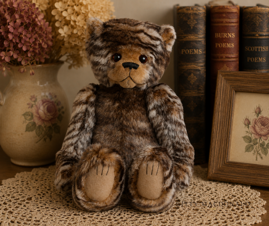 Charlie Bears Otto Bear KM026