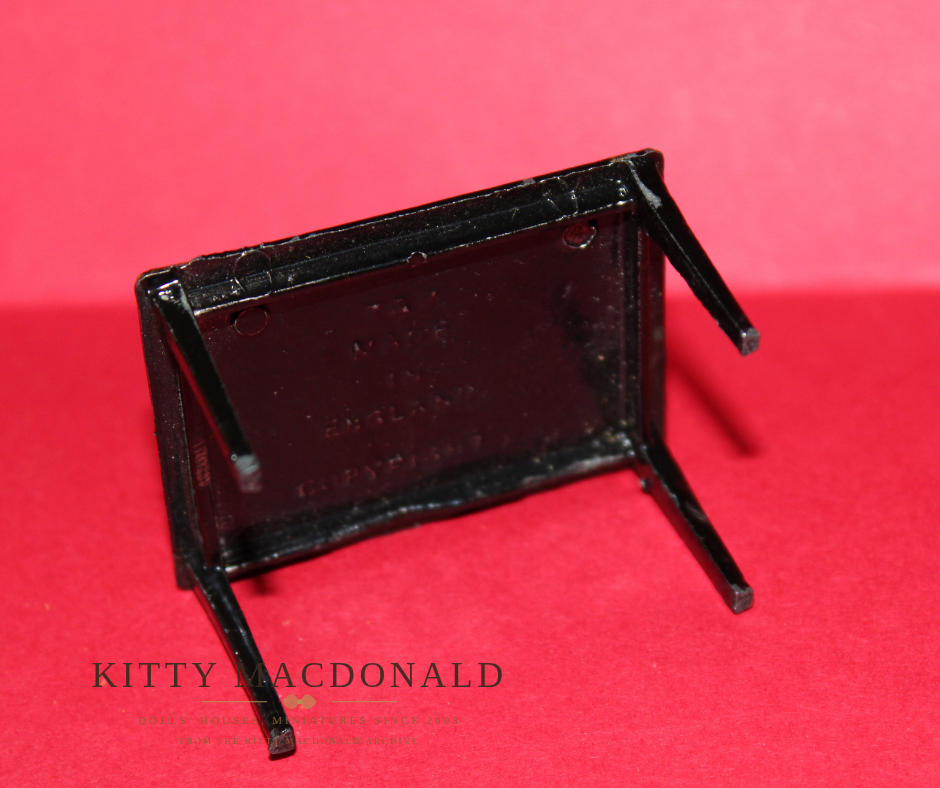 Vintage 1930s Taylor and Barrett Dolls House Metal Table KM360