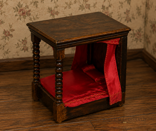 Vintage Dolls House Barton Tudor Four Poster Bed with Original Drapes & Bedding KM180